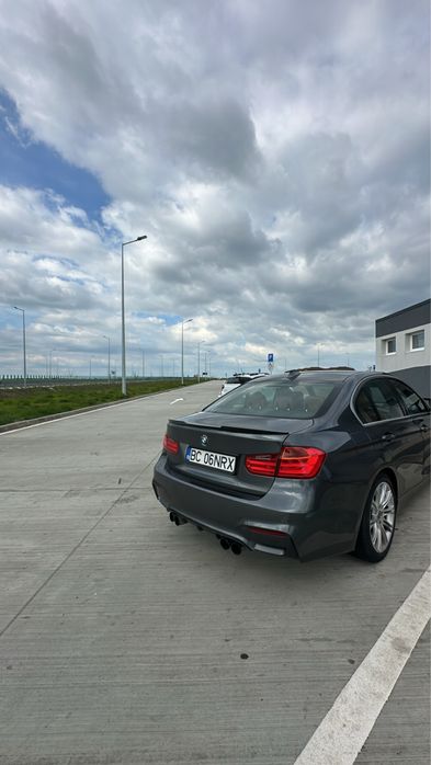 BMW Seria 3 F30 Luxury