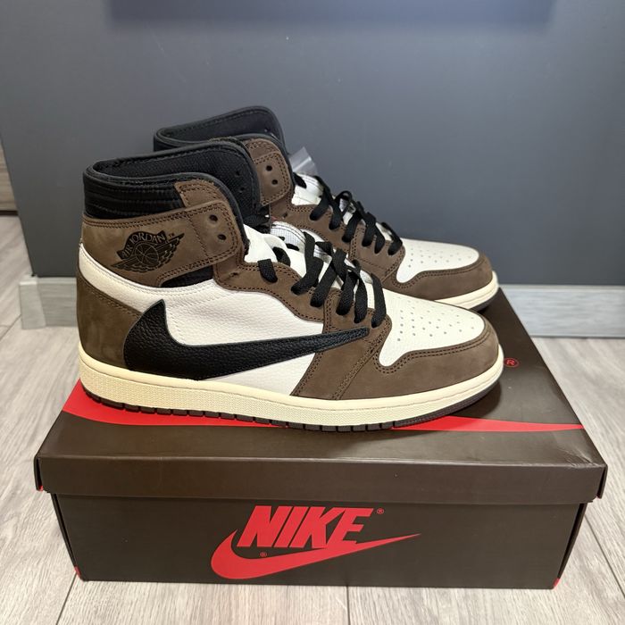 Jordan 1 x Travis Scott (44)