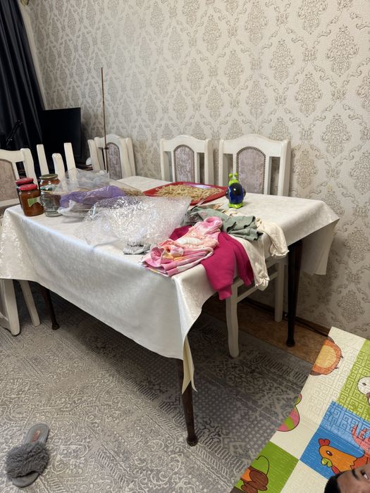 Продается стариний стол