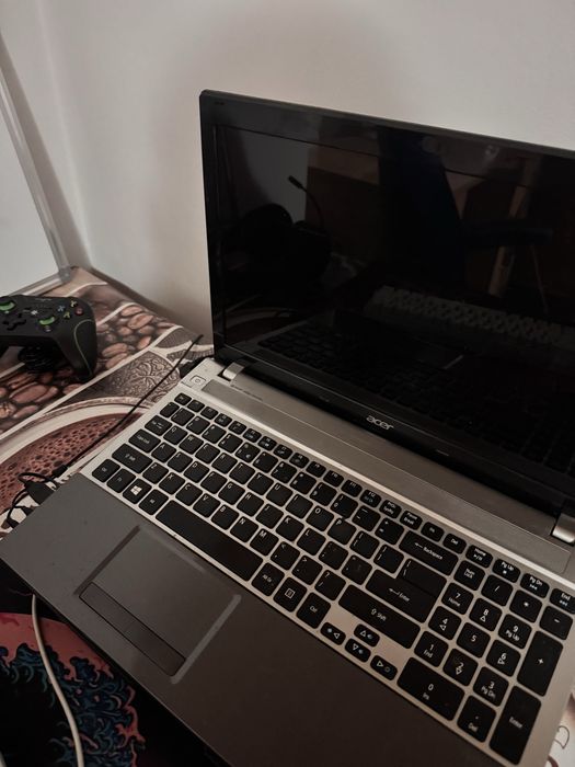 Laptop Acer Aspire V3 571g (CITITI DESCRIEREA)