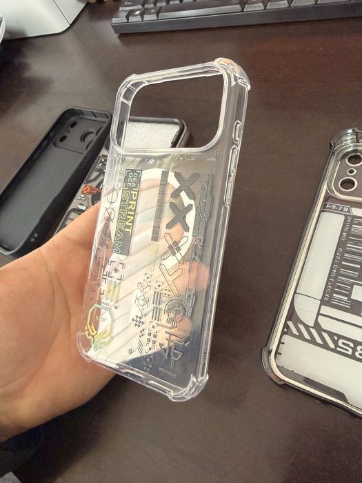 Vand husa pentru aplle iphone 17 pro max