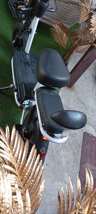 Scuter electric fara permis baterie litiu 32h