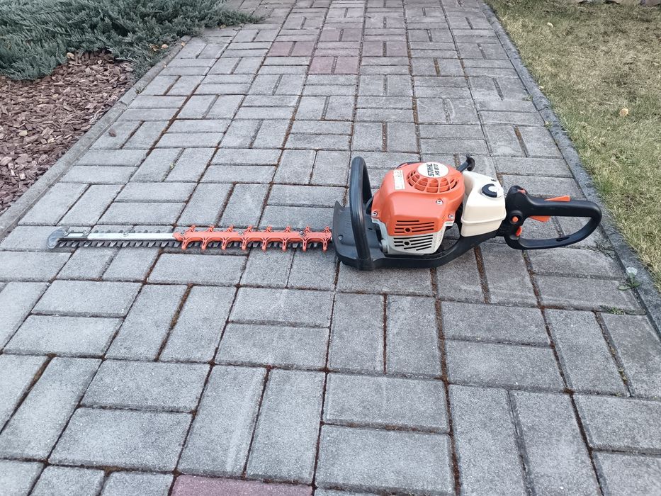 Cositoare gard viu Stihl