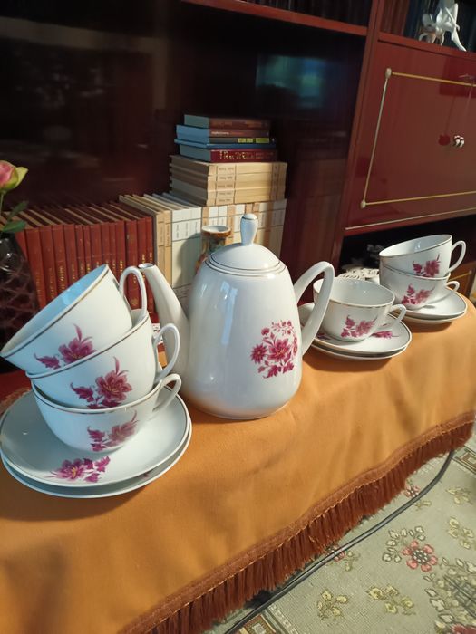 Seturi vase din portelan fin, negociabil!