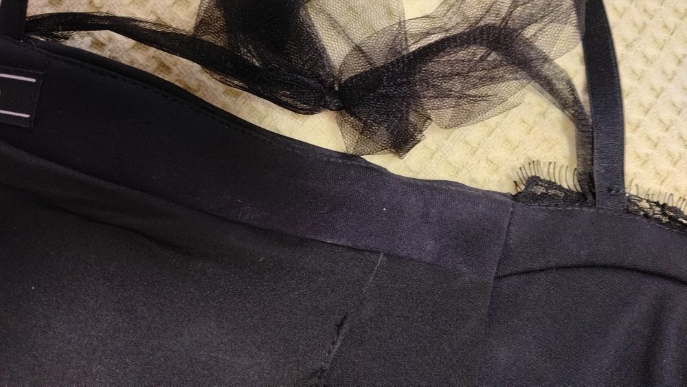 Топ Alessa черен