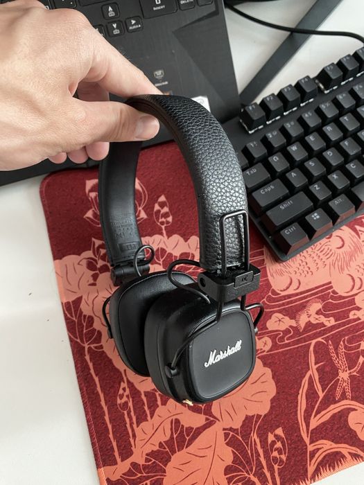 Marshall 4 наушники