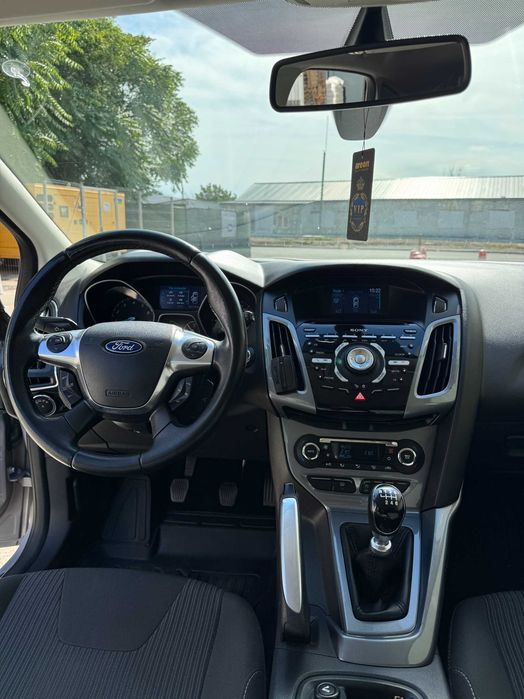 FORD Focus 2012 — imagine 3