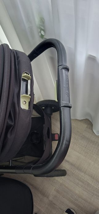 Cărucior Maxi-Cosi Adorra