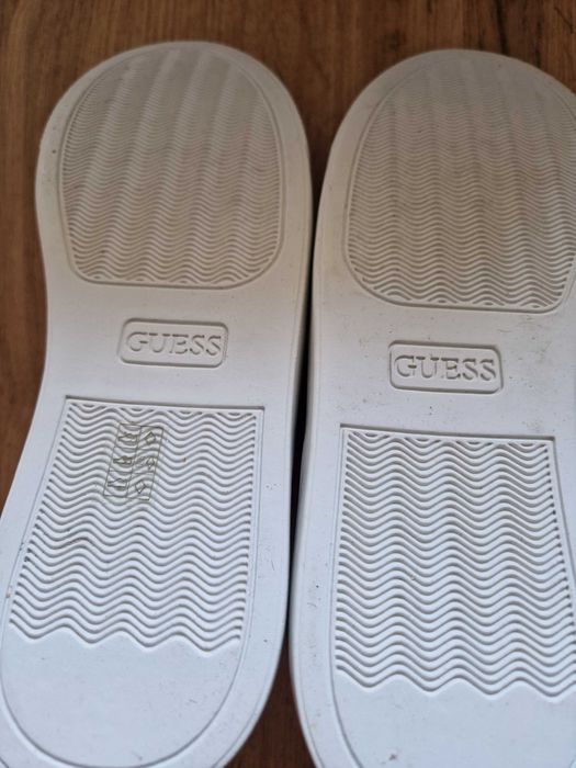 Спортни обувки GUESS 36 номер