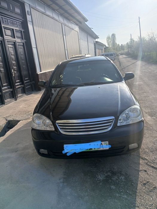 Лада Ларгус сотилади ёки бартер килинади