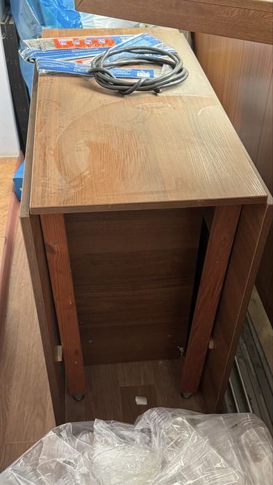 Стол книжка 5000тг