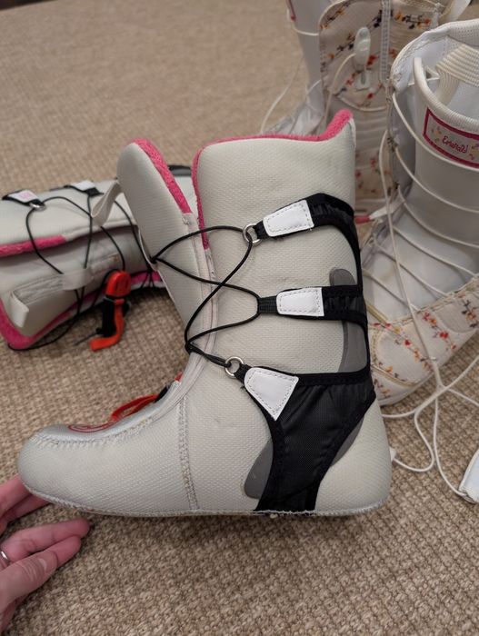 Boots Snowboard Damă Burton Emerald mărimea 38 (24 cm) - Model Floral