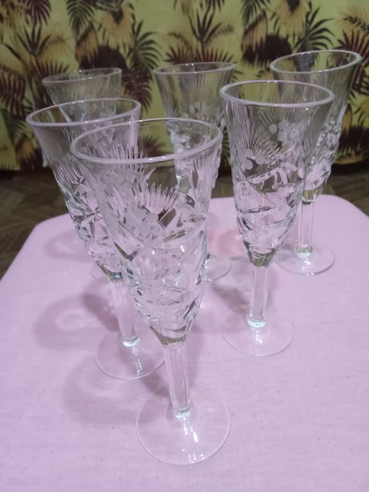 г. Навои. Продам  Набор Новых, Свадебных Хрустальных Фужеров. Япония.