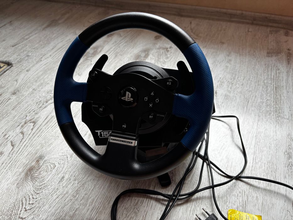 Волан Thrustmaster T150