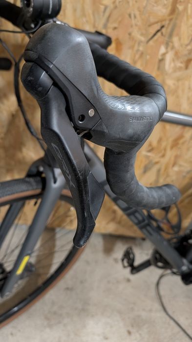 Cursiera / Gravel Cube Nuroad Race FE  – Mărime L – Echipare Shimano G