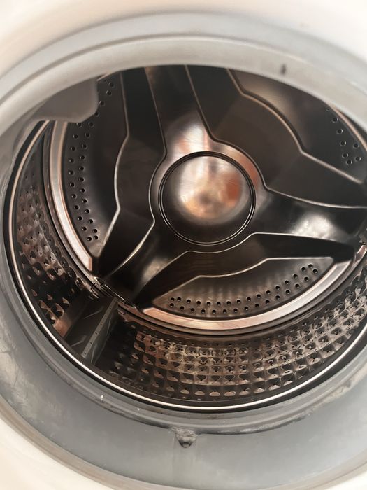 Продам стиральную машину