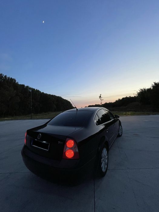 VOLKSWAGEN Passat 2003 — imagine 2