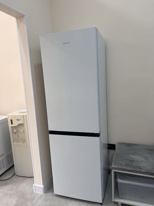 Холодильник Hisense б/у
