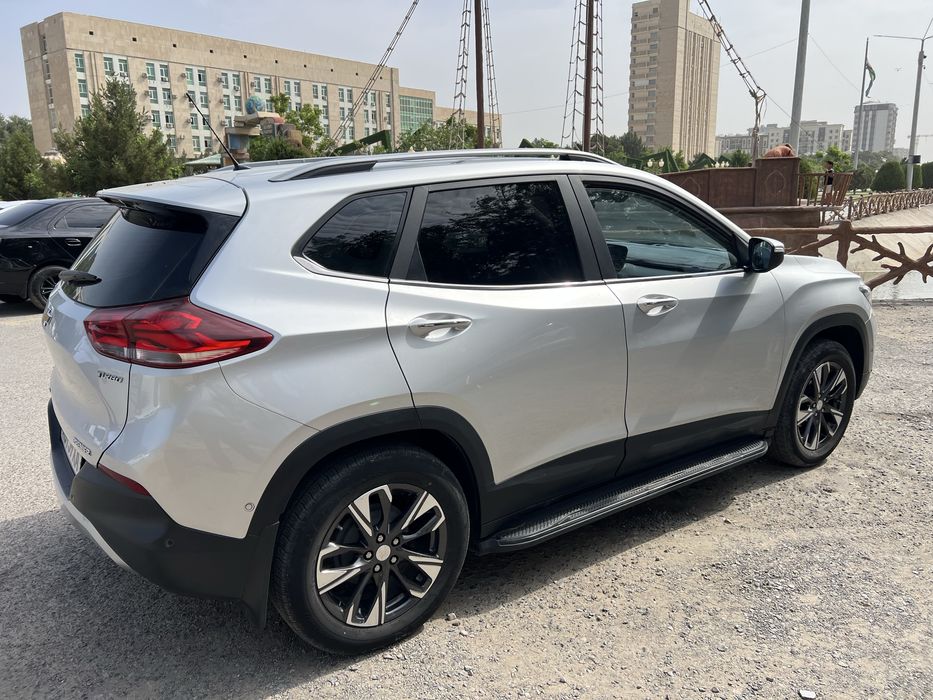 Tracker 2 premier plus 2023