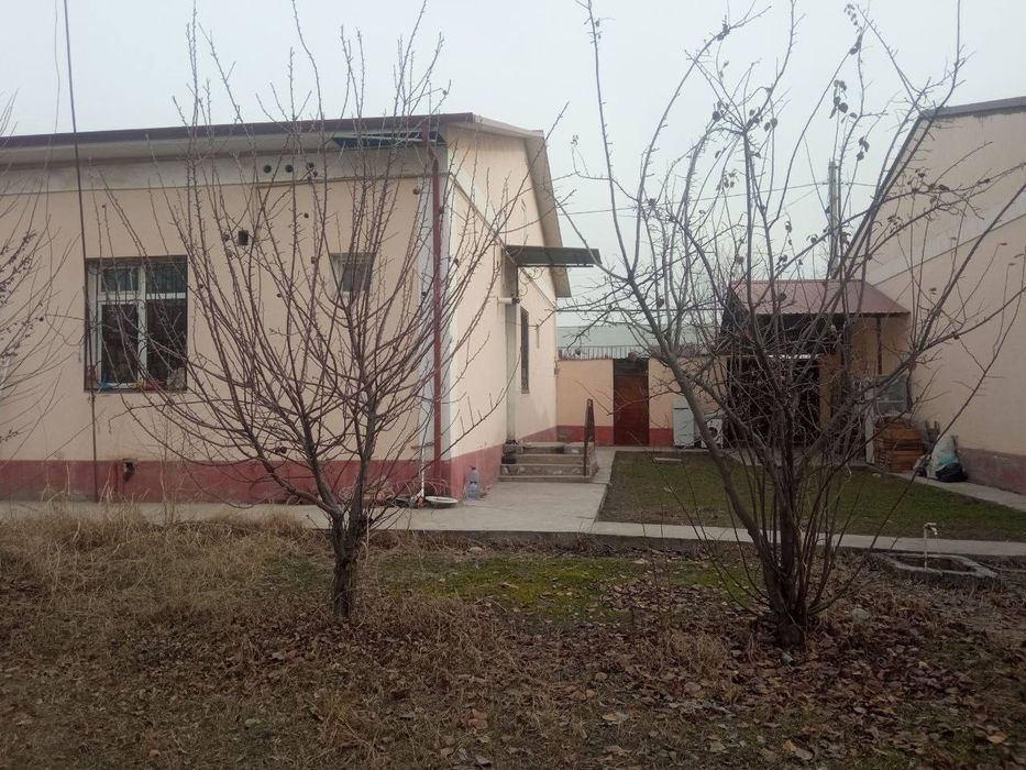 Срочно сотилади участка Сергели Янги Хаёт Намунали Уй 6соту 4хона разд