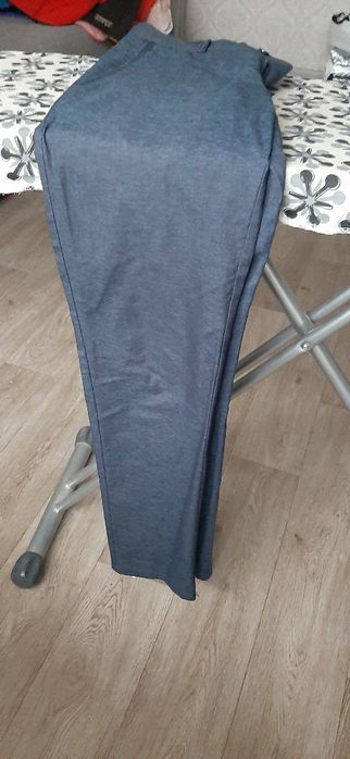 Продаю мужские брюки