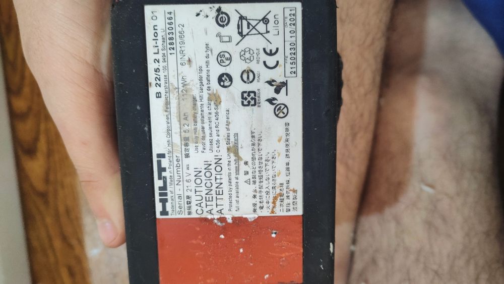 Cheie de impact cu cuplu mare de 22V de la hilti