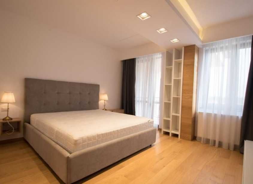 Дава се под наем Четиристаен апартамент в Пловдив, Изгрев - 106 кв.м за 255 € - Снимка #4