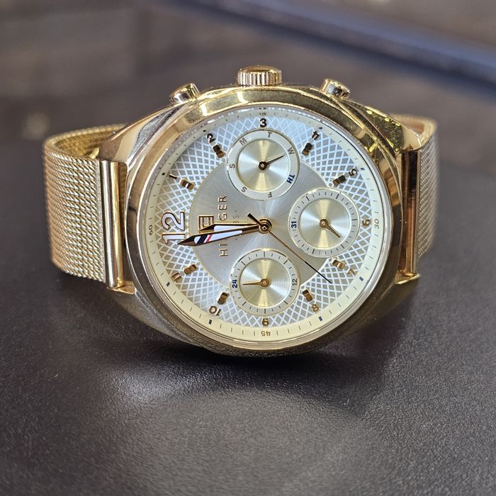 Amanet F28: Ceas Tommy Hilfiger (P)