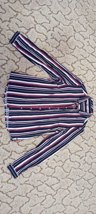 Дамска риза с дълъг ръкав