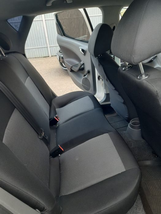 Vând Seat Ibiza 1.2 benzina