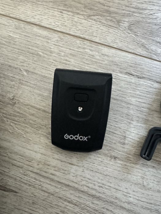 Вспышка GODOX TT 560II