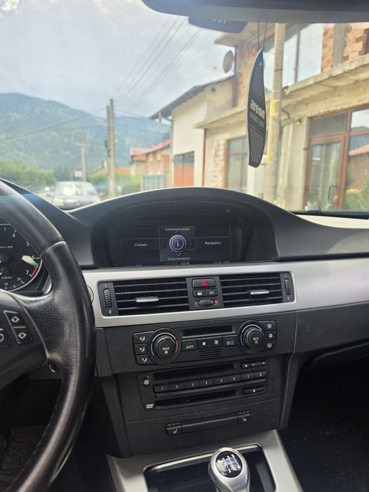 BMW e90 320i 150кс