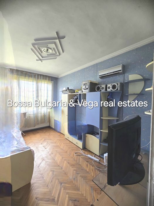 Продава се Четиристаен апартамент в Горна Оряховица - 94 кв.м за 1128 €/кв.м - Снимка #3