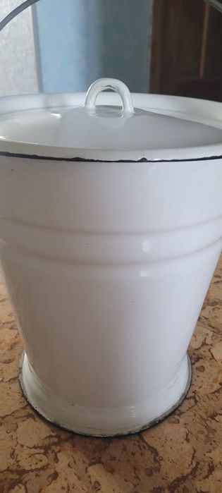 Ведро эмалерованное