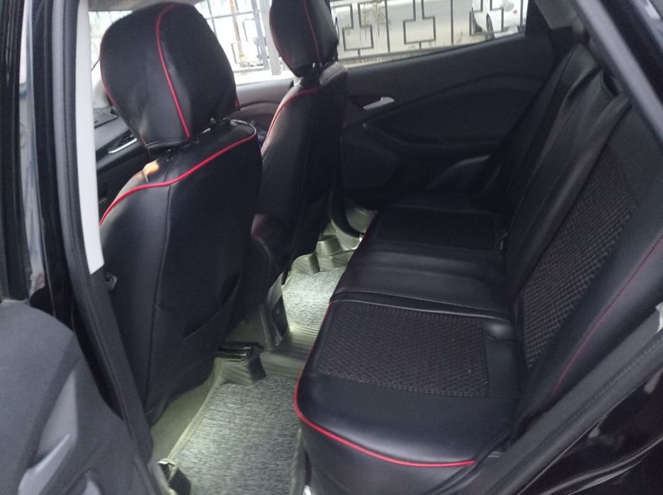 Tracker 2 LTZ plus qora kafolat