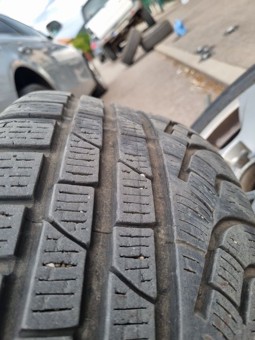 2 бр Зимни гуми Pirelli Sottozero