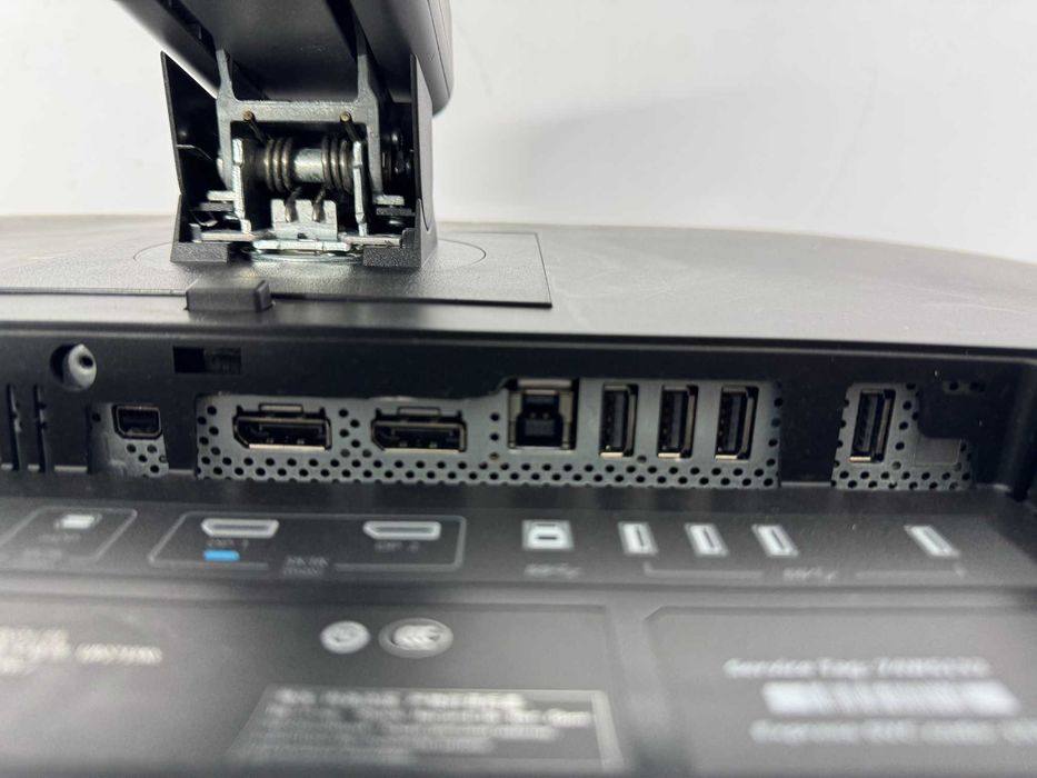 Монитор - Dell UP2715K/5120x2880 (5K UHD) / M4