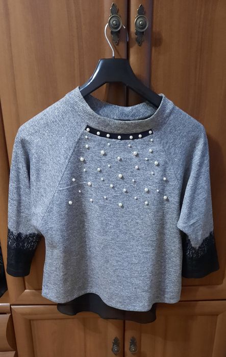 Блуза нарядная р-р 48-50