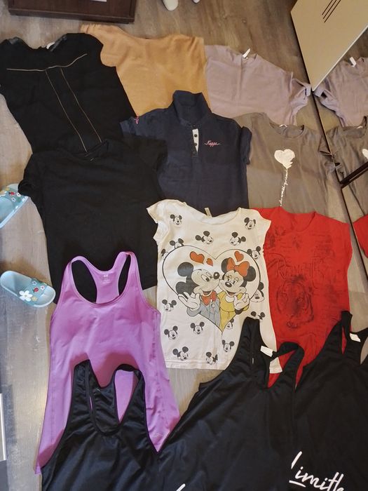 Lot tricouri diferite marimi