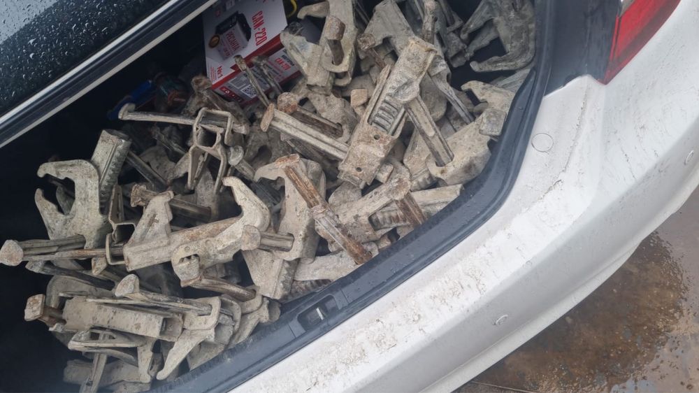 Замки крокодильные для опалубки Б/У (универсальные)