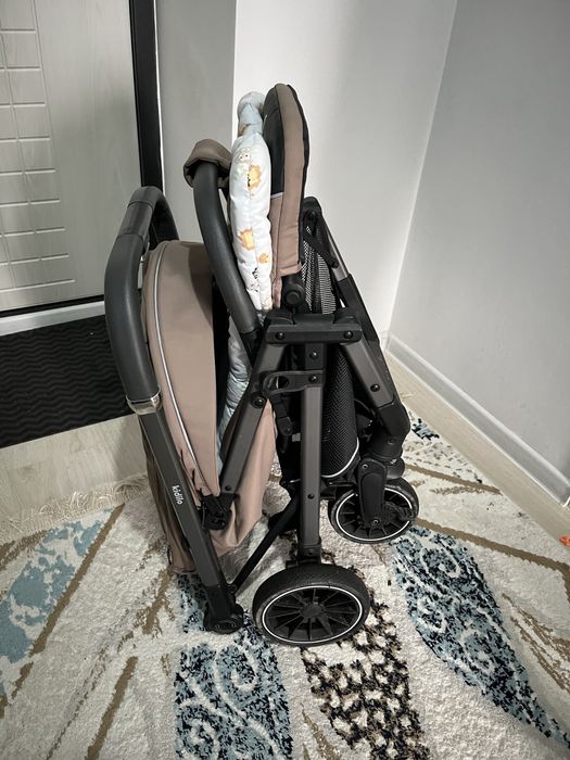 Продам коляску в отличном состояний