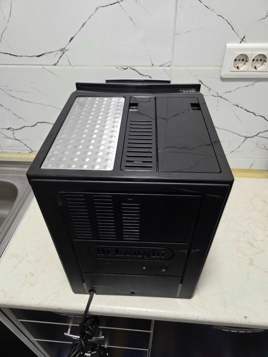 Espressor Automat CU DEFECT DeLonghi ESAM5500.M Perfecta Cafea Boabe