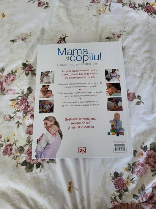 Carte Mama si copilul