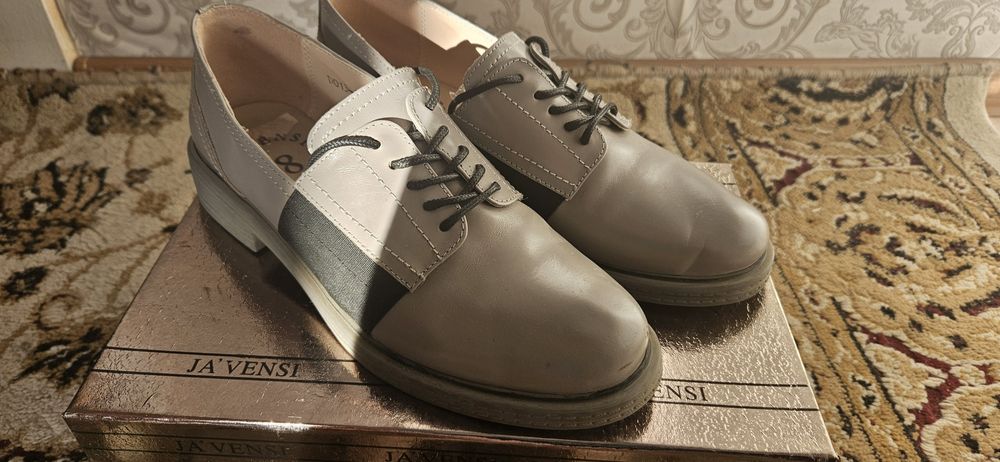 Продам обувь весна-лето