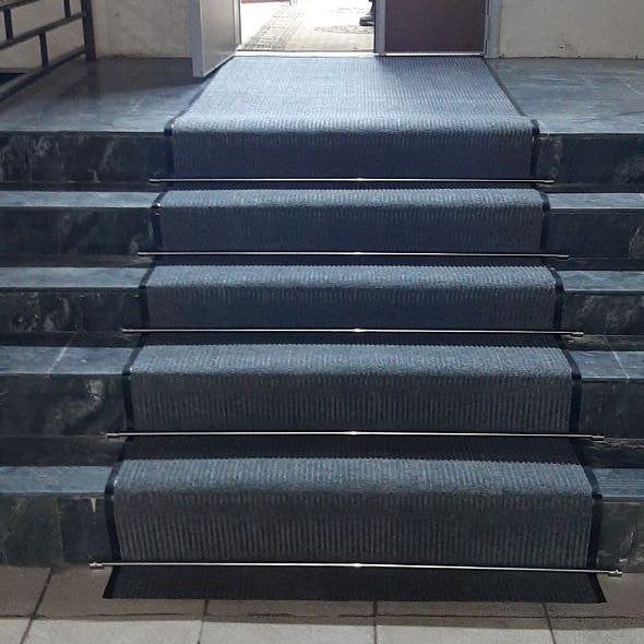 Резиновые дорожки  оптом и в розницу