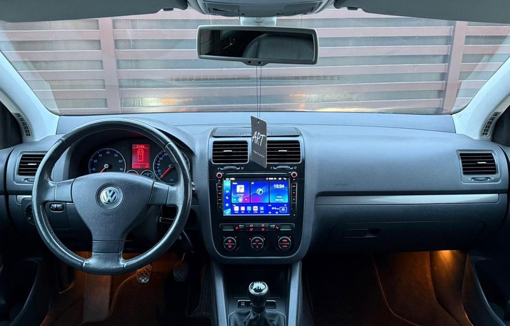 VW Volkswagen Golf 5 1.6 FSI 115CP Intretinut