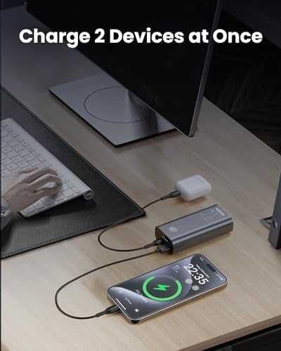 Нов Компактен 30W Power Bank батерия 10000mAh за Смартфони и Таблети зарядно