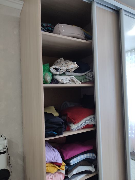 Продам шкаф купе