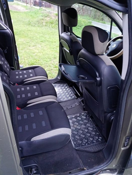 Vând Citroen Berlingo