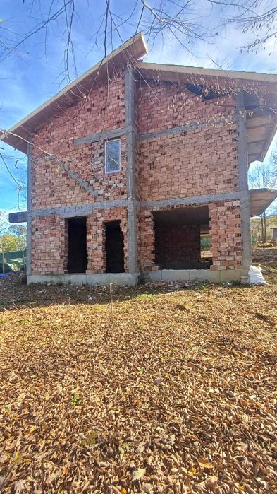 Къща гр. Троян с. Горно Трапе